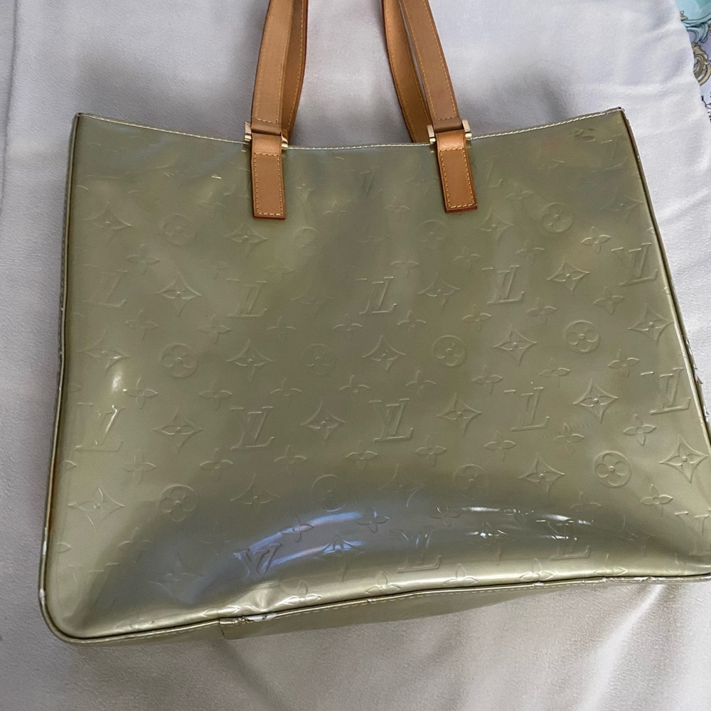 Pistachio Louis Vuitton Vernis bag